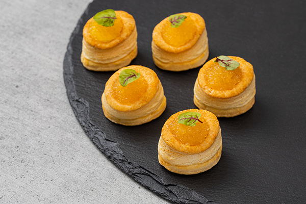 Волован с икрой щуки