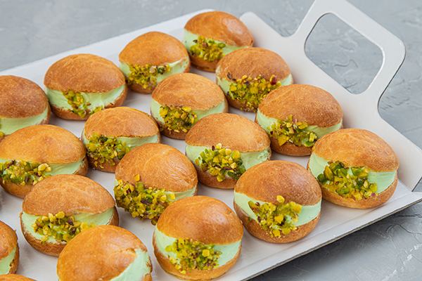 Крем-Де-Буше фисташка с малиной