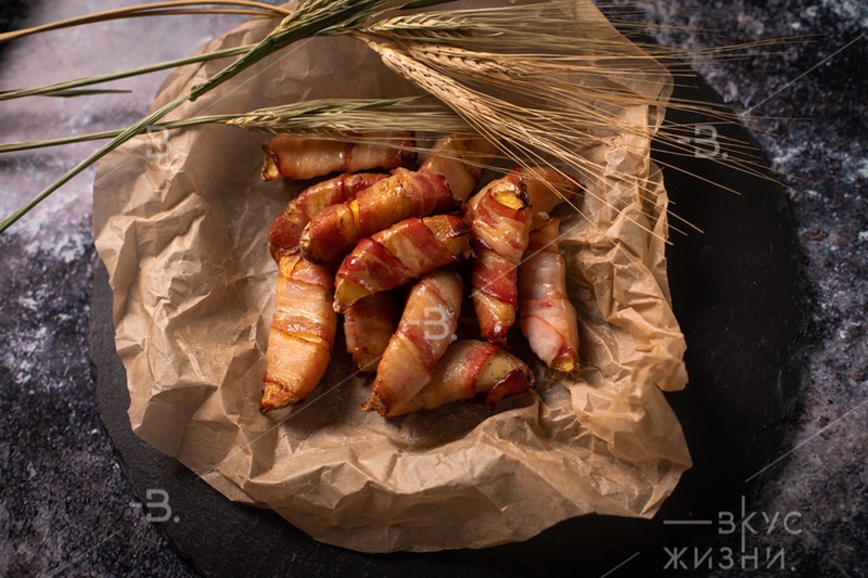 Картофельный ломтик в беконе 