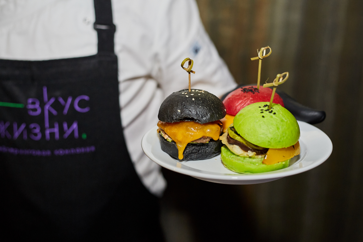 Станция с бургерами на 30 человек