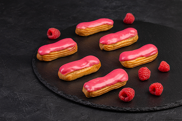 Эклер Малиновый