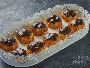 Профитролли с кремом Бэйлиз