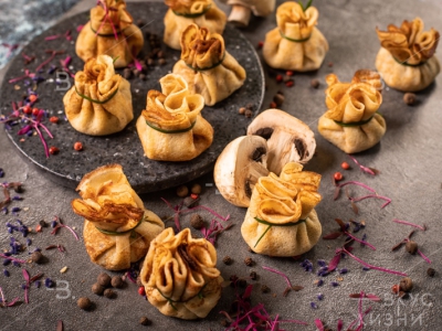 Мини-креп с рубленым мясом