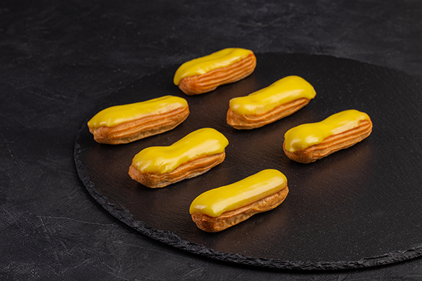 Эклер Банановый