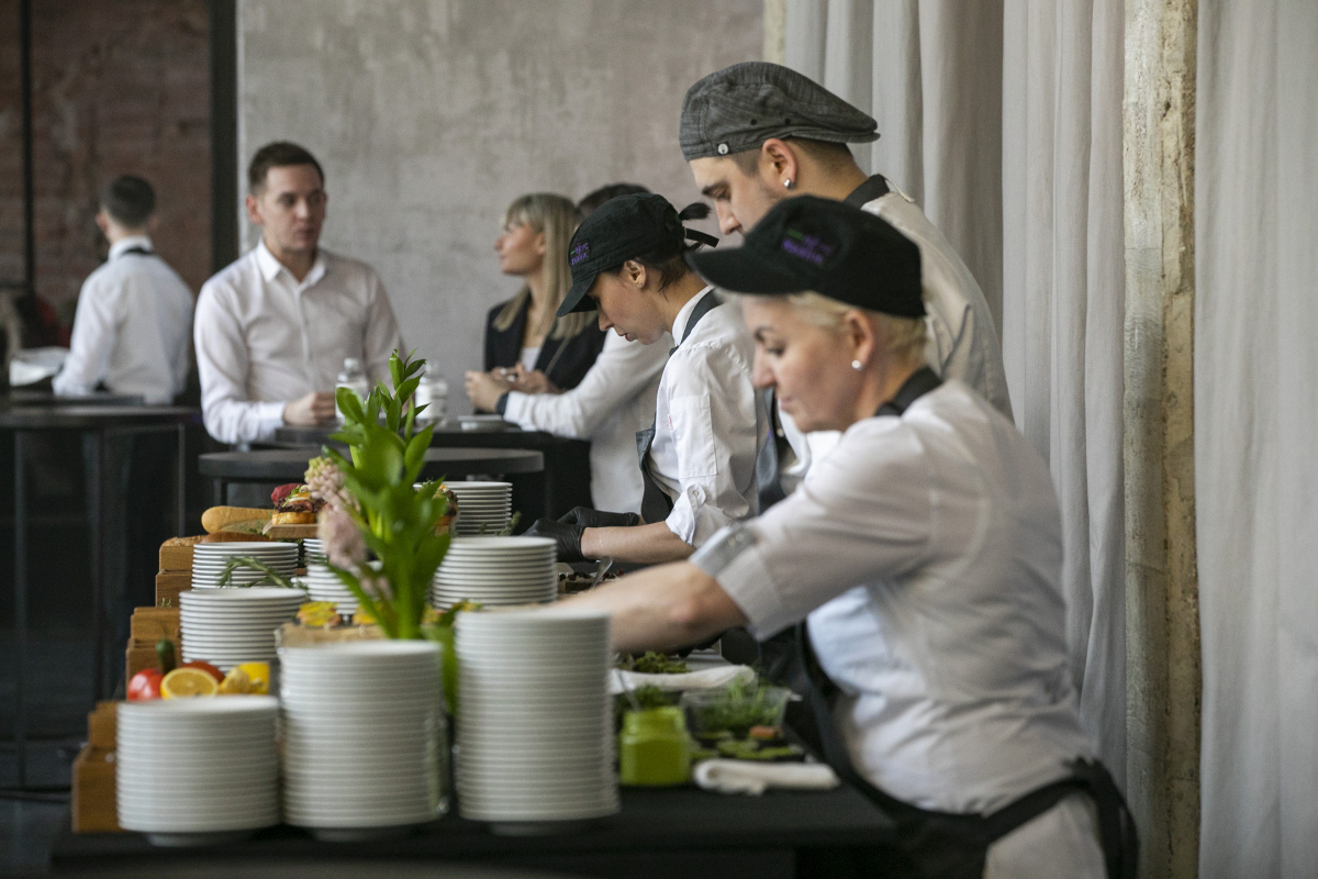 Станция с брускеттами