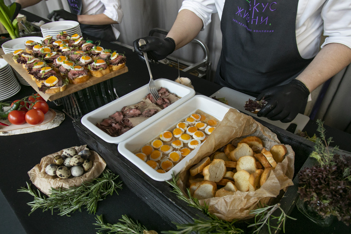 Станция с брускеттами