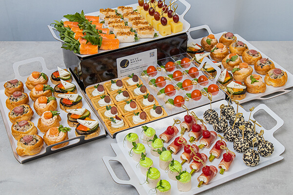 Фуршетное меню на 10 человек/фото