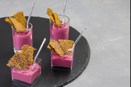 Сет палитра: Хумус ассорти и хлебцы/фото