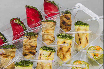 Рулетики из цукини с миндальной рикоттой/фото