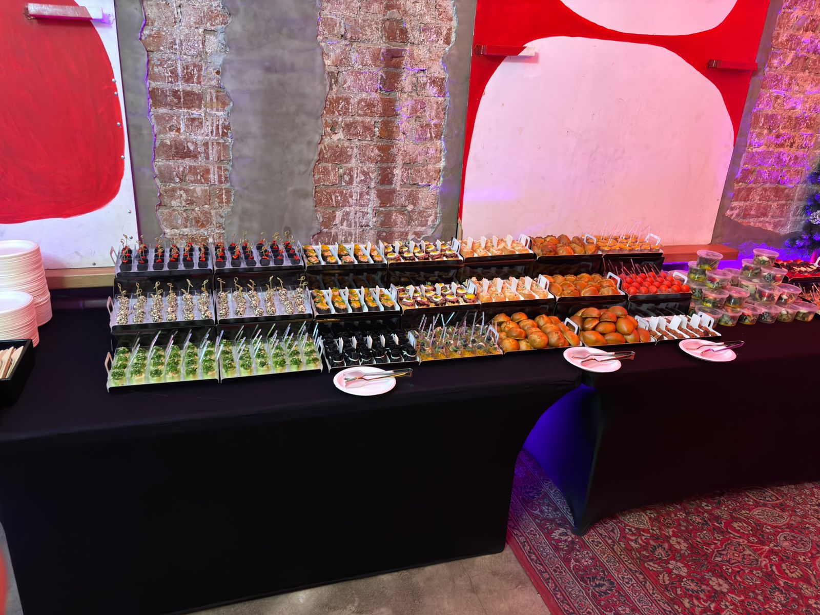 Актерский клуб доставка с обслуживанием и оборудованием